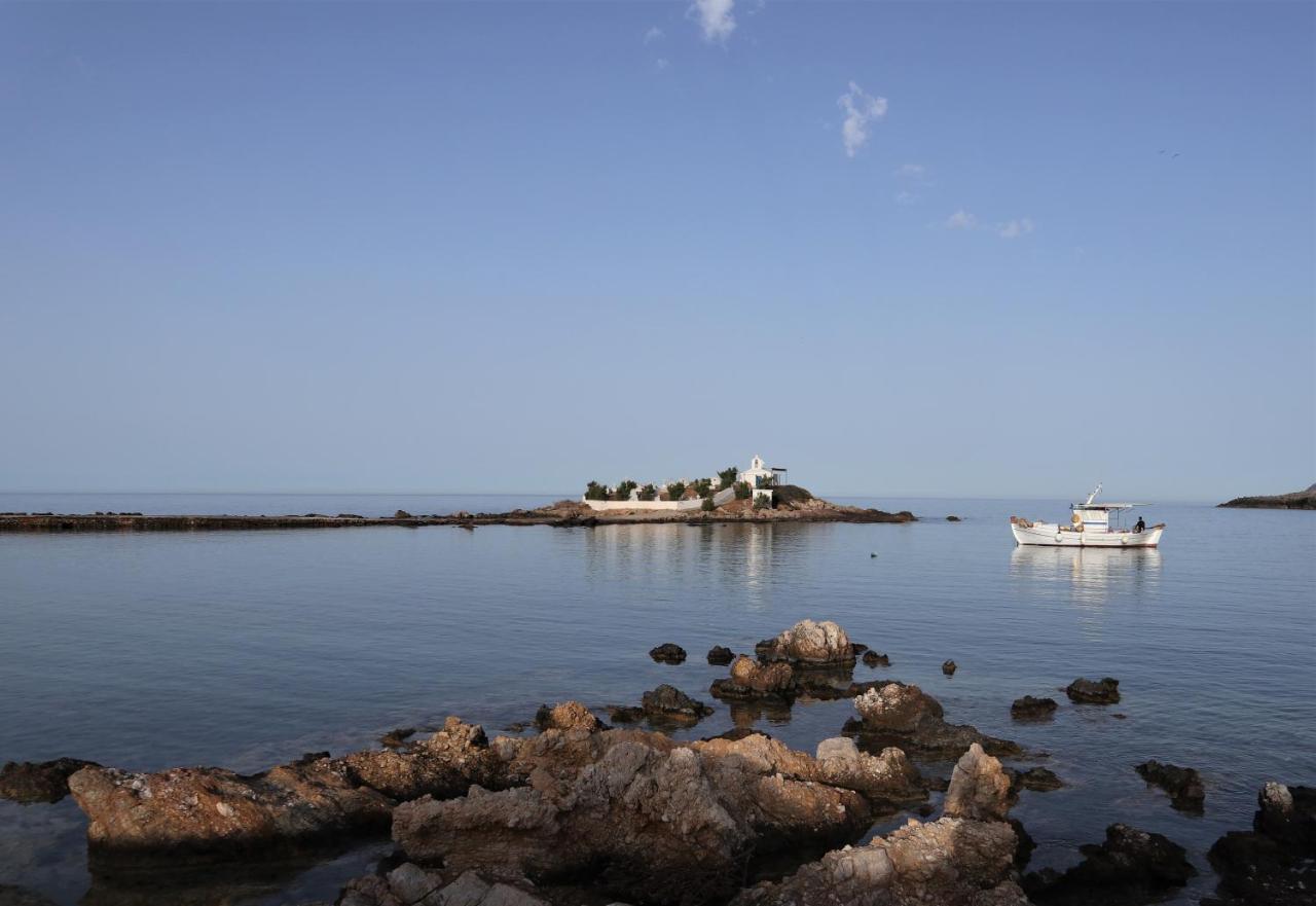 モネンバシアHouse Of Monachogios, Agios Fokas, Monemvassiaアパートメント エクステリア 写真